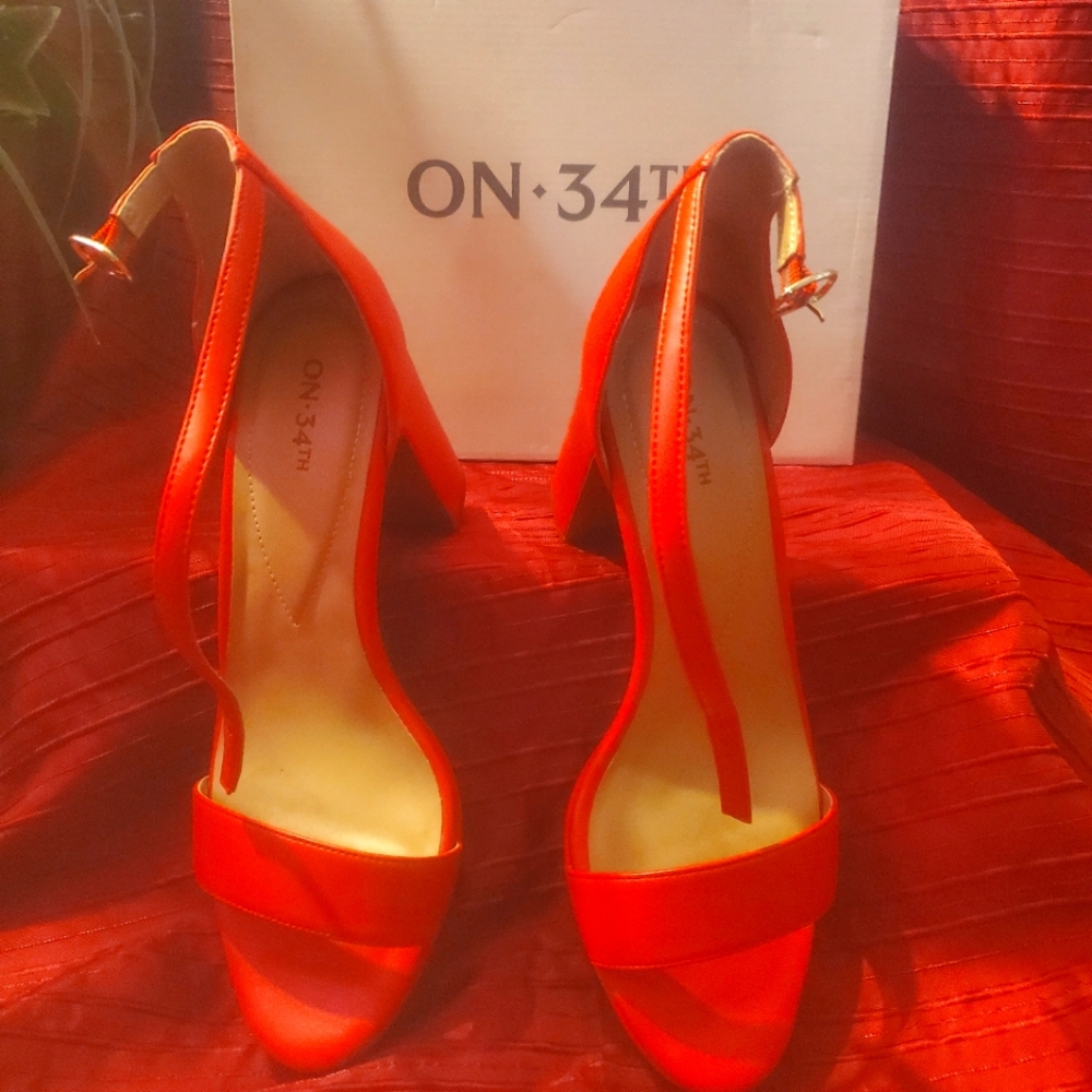ON.34th Red Women's Heels